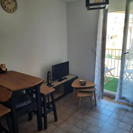 Studio Vue Sur Mer Apartment *